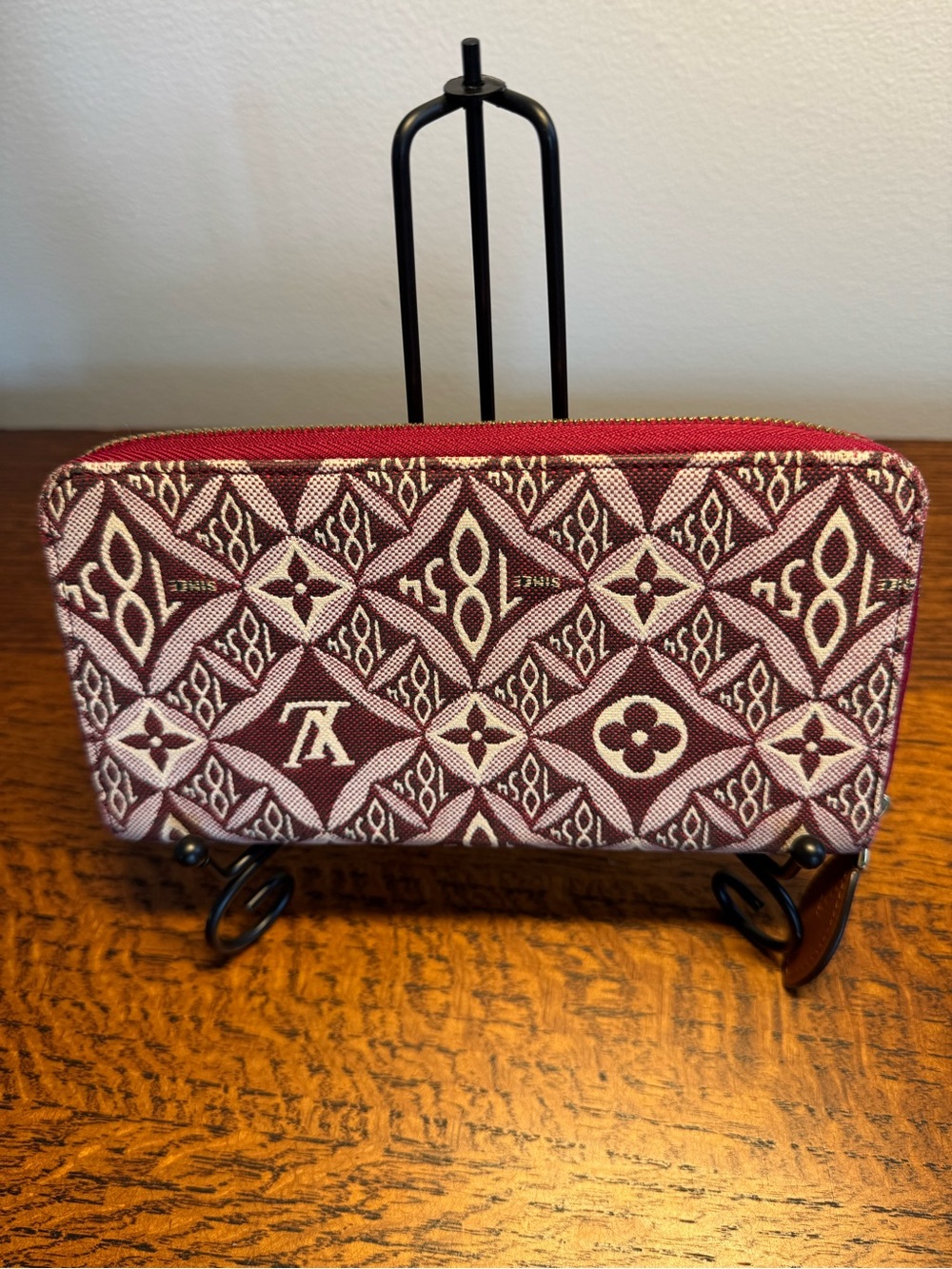 Louis Vuitton Jacquard Since 1854 Zippy Wallet - Bordeaux w/COA and Dust Bag - Picture 2 of 14